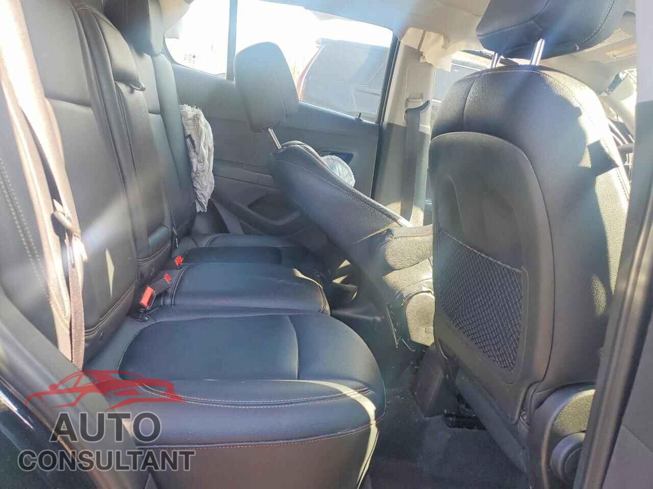 CHEVROLET TRAX 2019 - 3GNCJKSB3KL121672