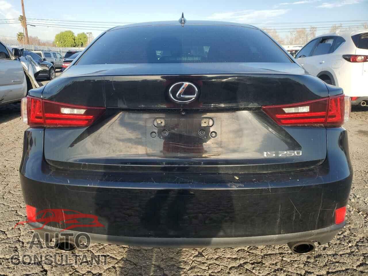 LEXUS IS 2014 - JTHBF1D20E5016698