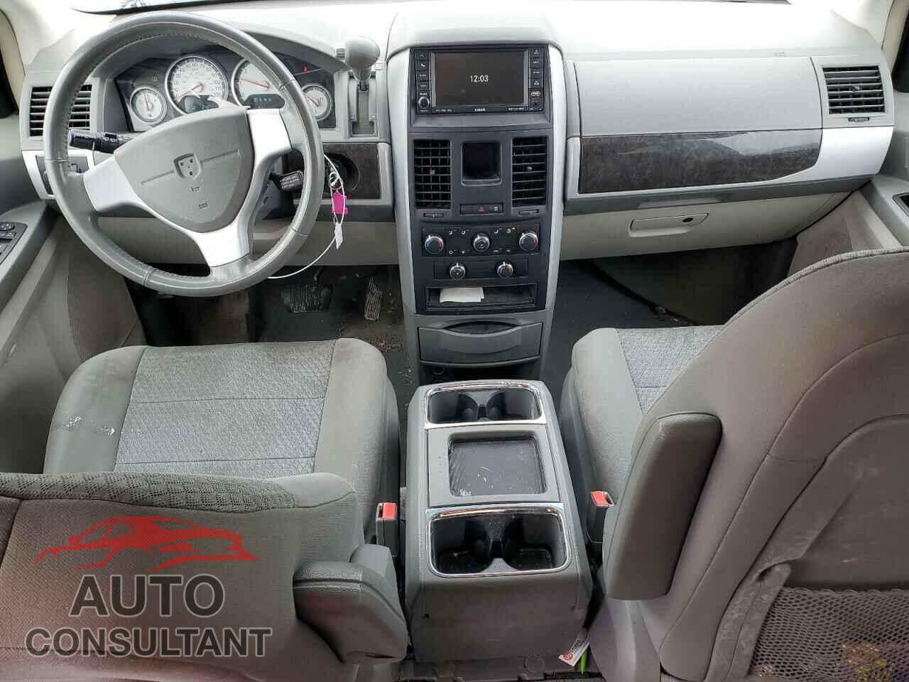 DODGE CARAVAN 2010 - 2D4RN6DX0AR440555