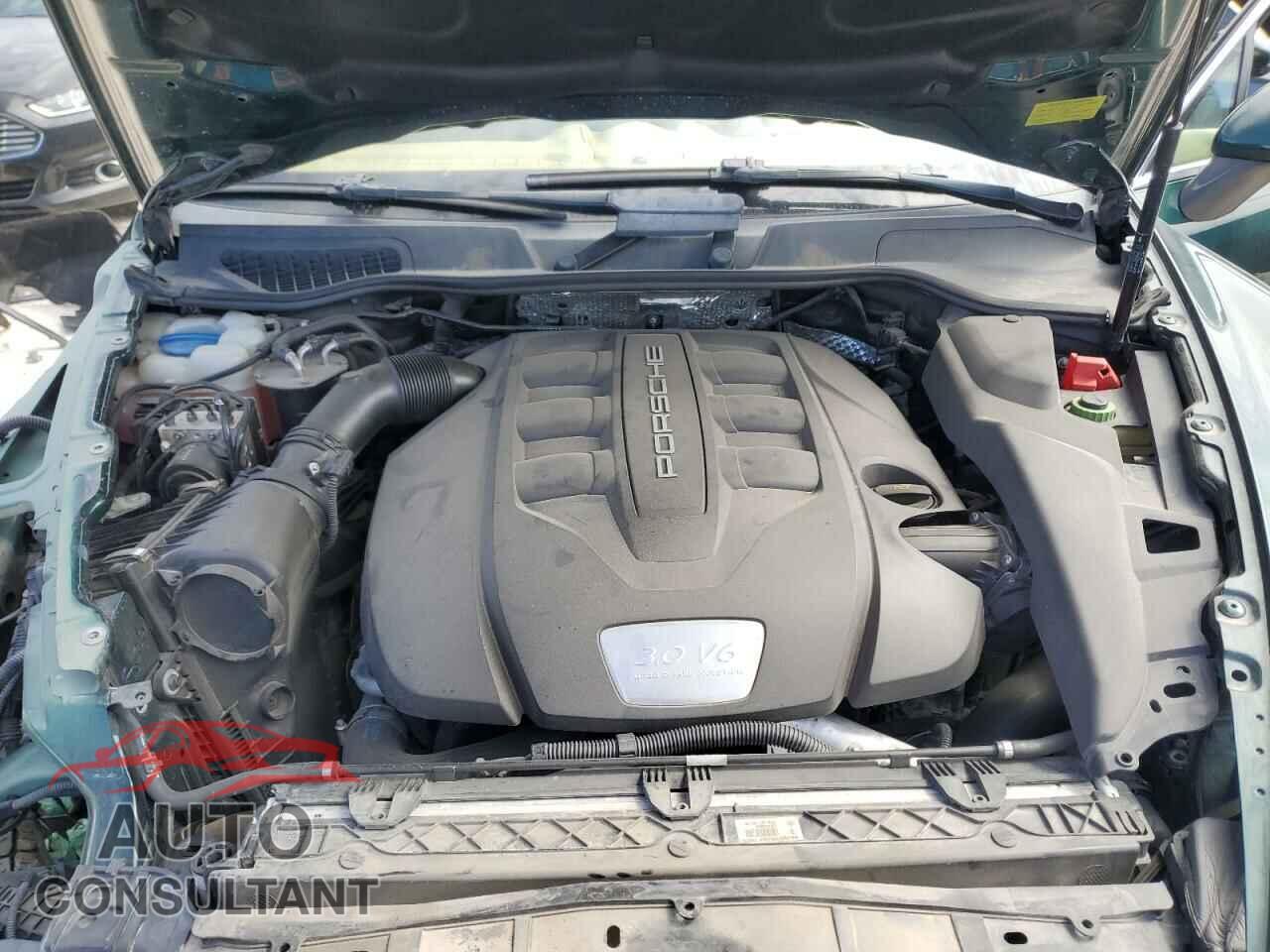 PORSCHE CAYENNE 2014 - WP1AF2A25ELA49780