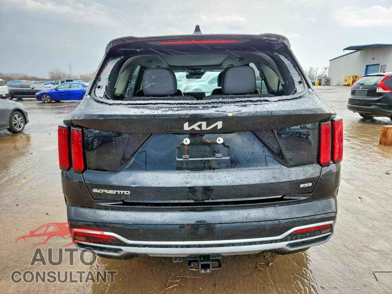 KIA SORENTO 2023 - 5XYRKDLF5PG201647