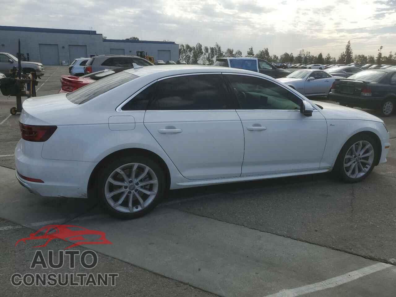 AUDI A4 2019 - WAUDNAF49KA115452