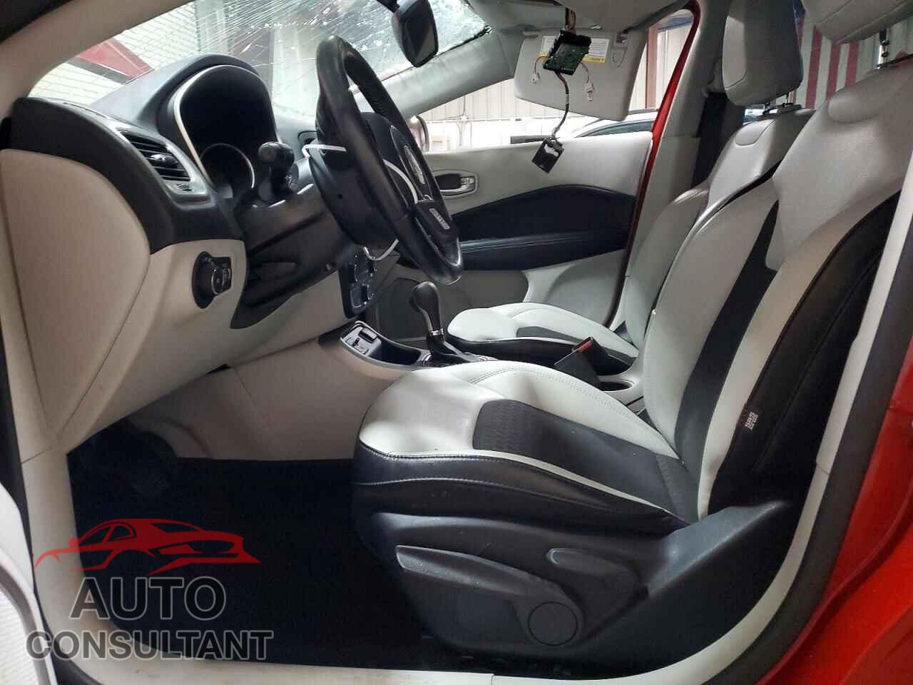 JEEP COMPASS 2019 - 3C4NJCBB0KT832348