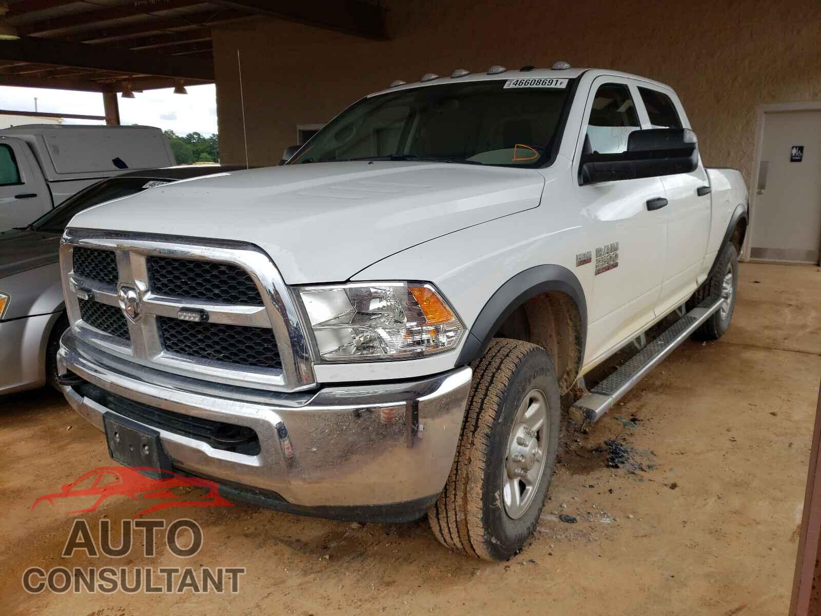 DODGE RAM 2500 2018 - 3C6UR5CJ0JG231879