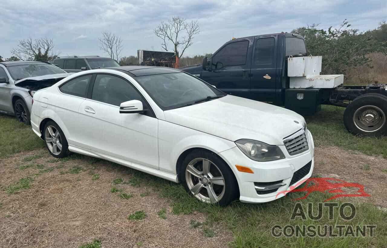 MERCEDES-BENZ C-CLASS 2014 - WDDGJ4HB1EG286714