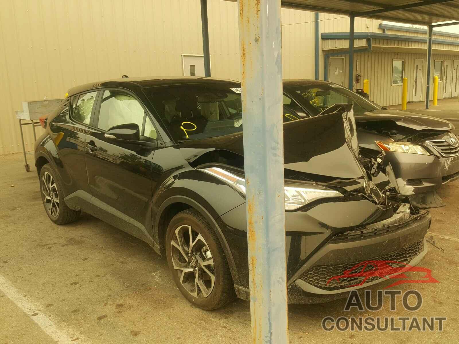 TOYOTA C-HR 2020 - JTNKHMBX6L1076495
