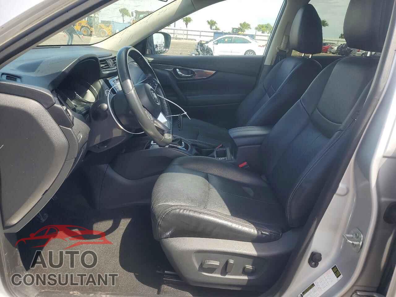 NISSAN ROGUE 2018 - KNMAT2MT1JP542566