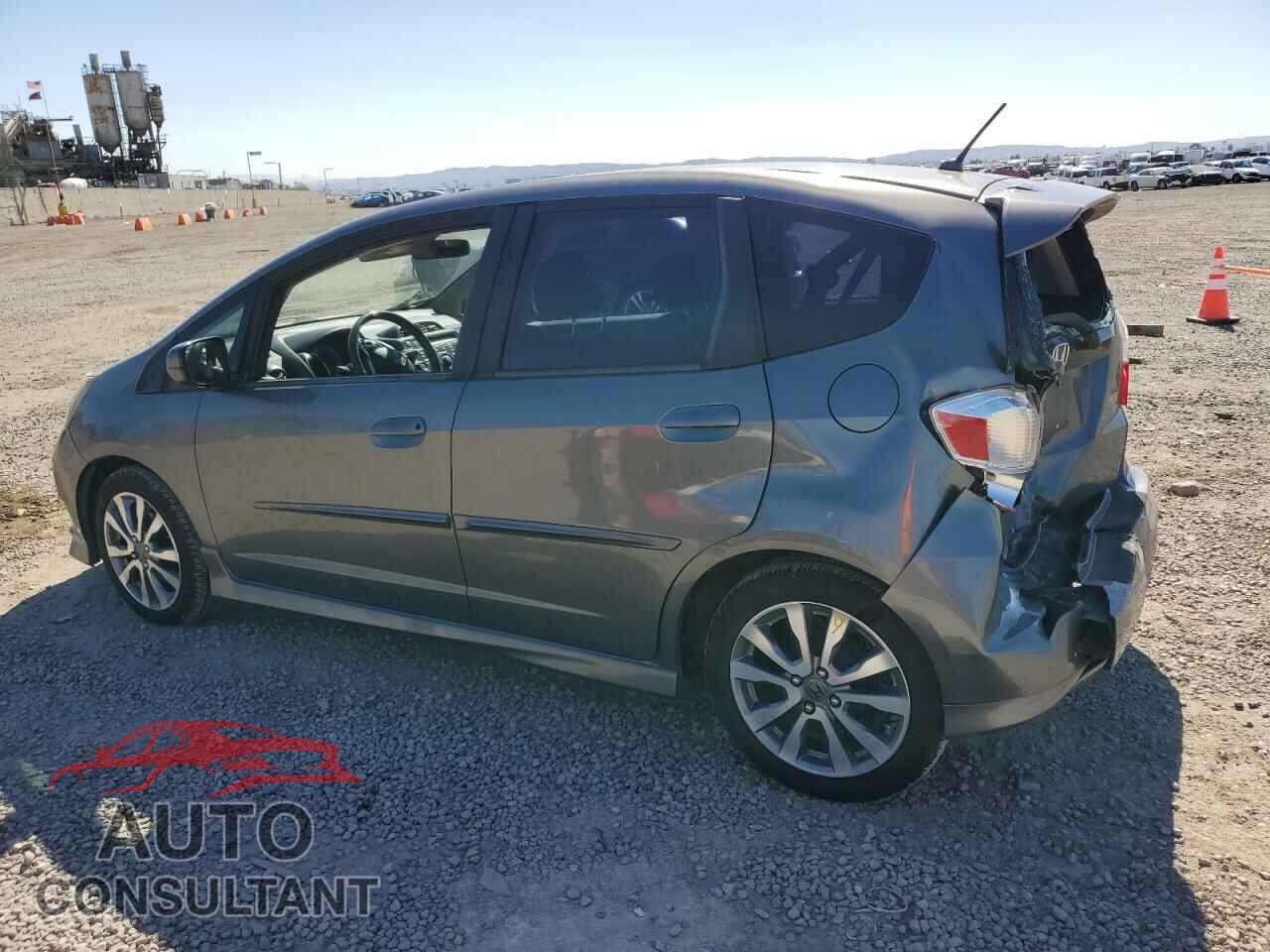 HONDA FIT 2013 - JHMGE8H55DC035134