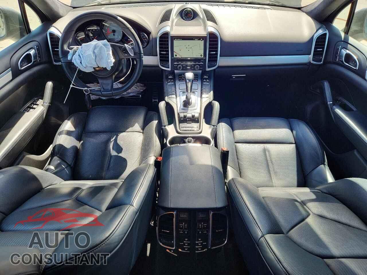 PORSCHE CAYENNE 2013 - WP1AD2A2XDLA75568