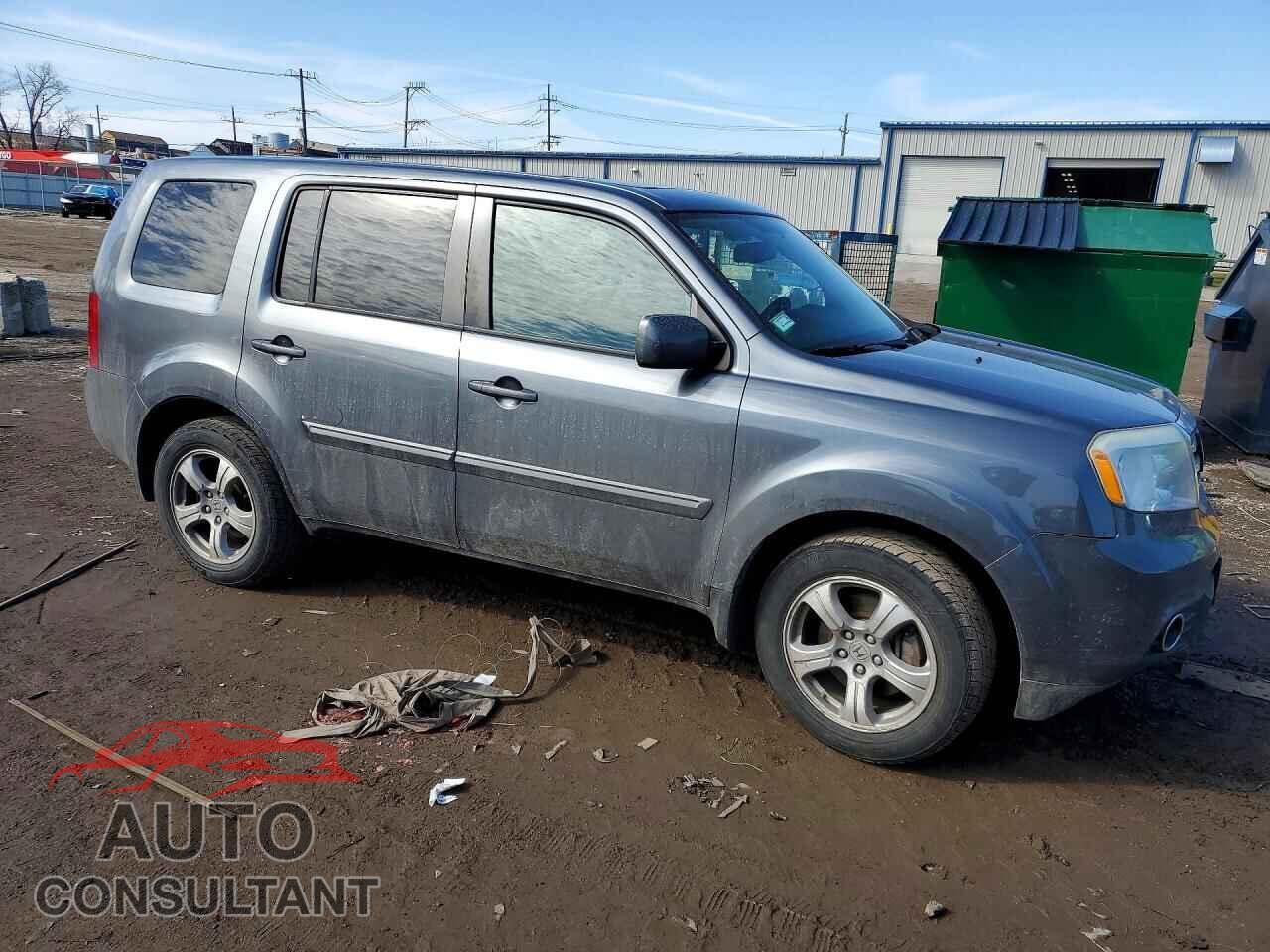 HONDA PILOT 2013 - 5FNYF4H5XDB037279