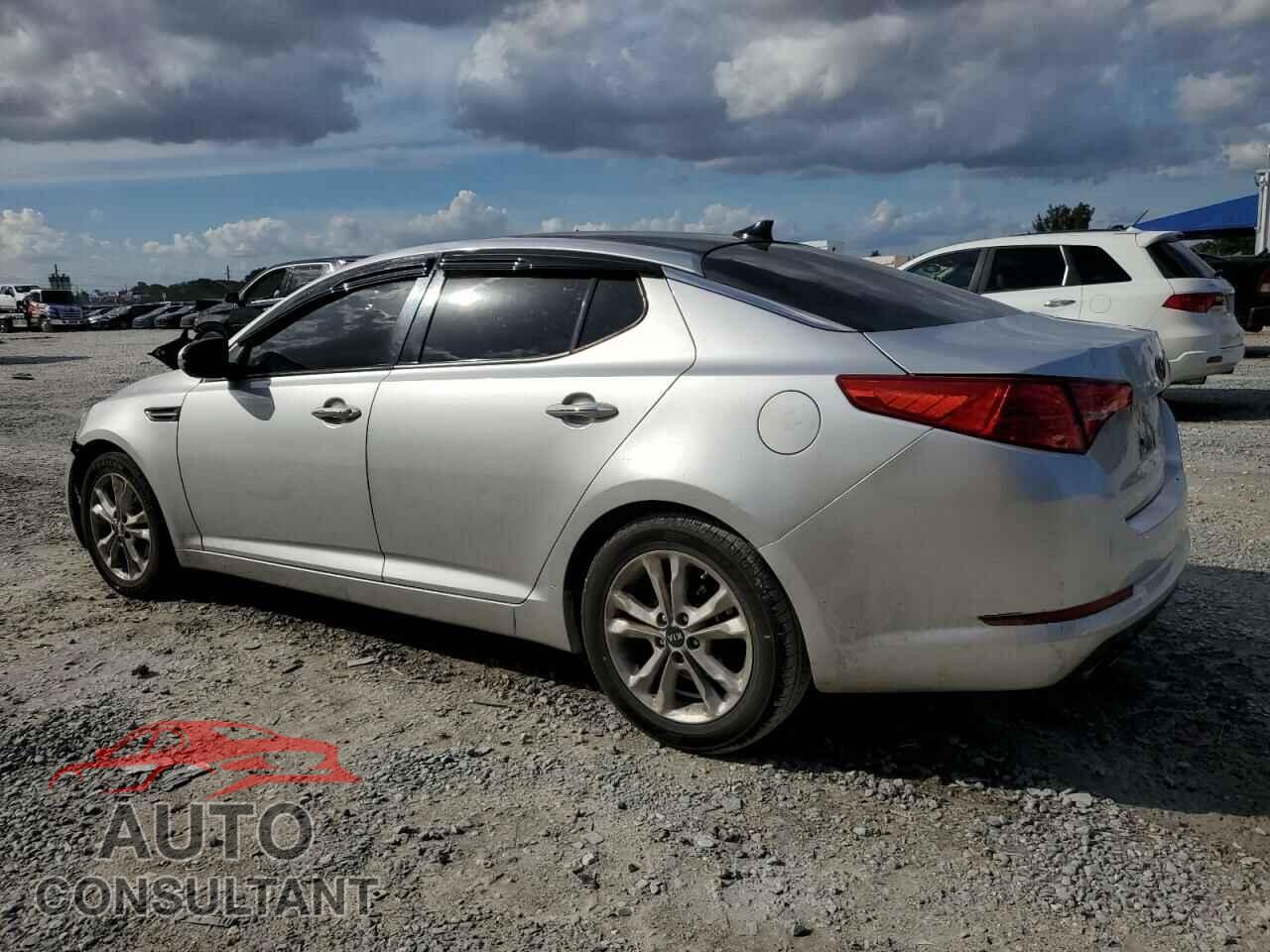 KIA OPTIMA 2011 - KNAGN4A77B5164125