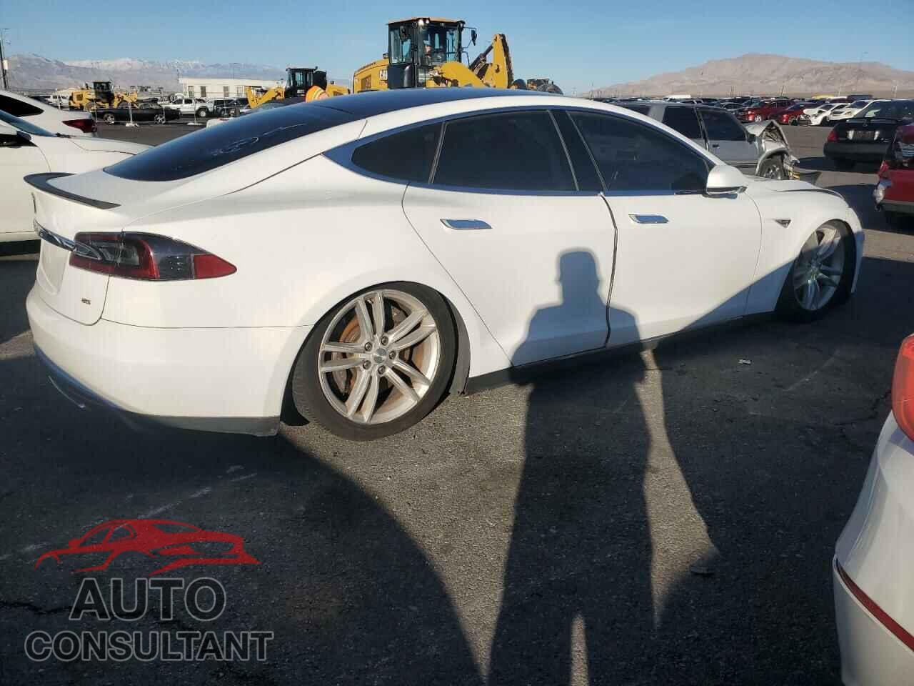 TESLA MODEL S 2013 - 5YJSA1CNXDFP11442