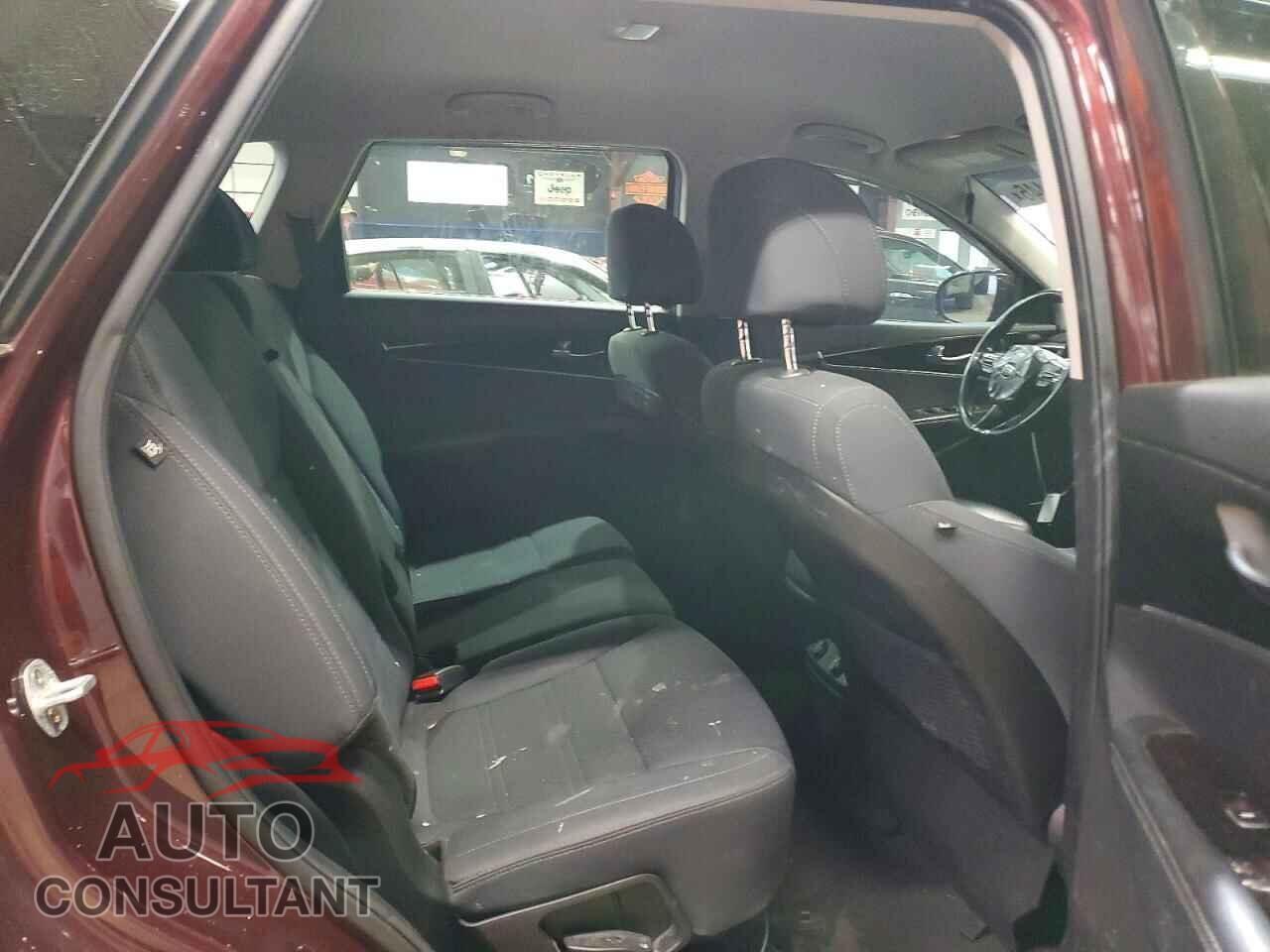 KIA SORENTO 2017 - 5XYPGDA32HG259699