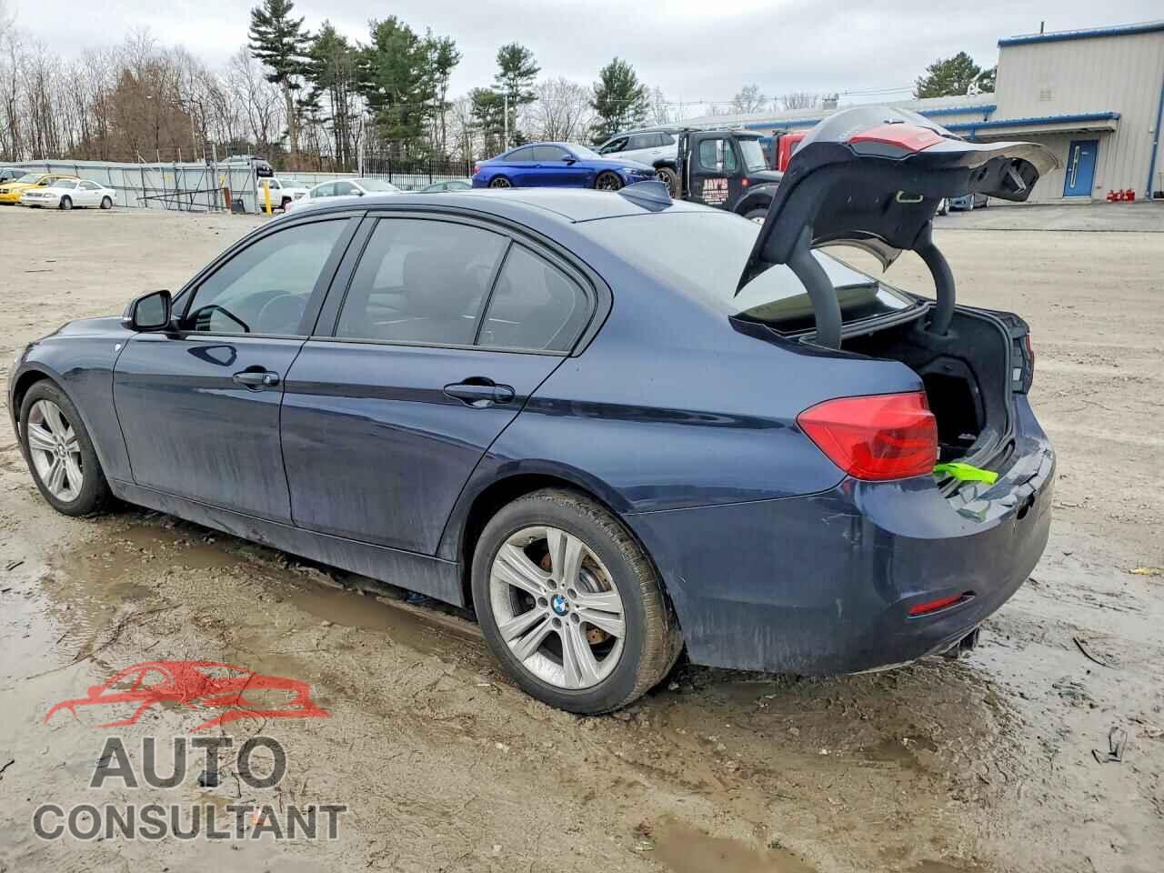 BMW 3 SERIES 2016 - WBA8E3G51GNU03339
