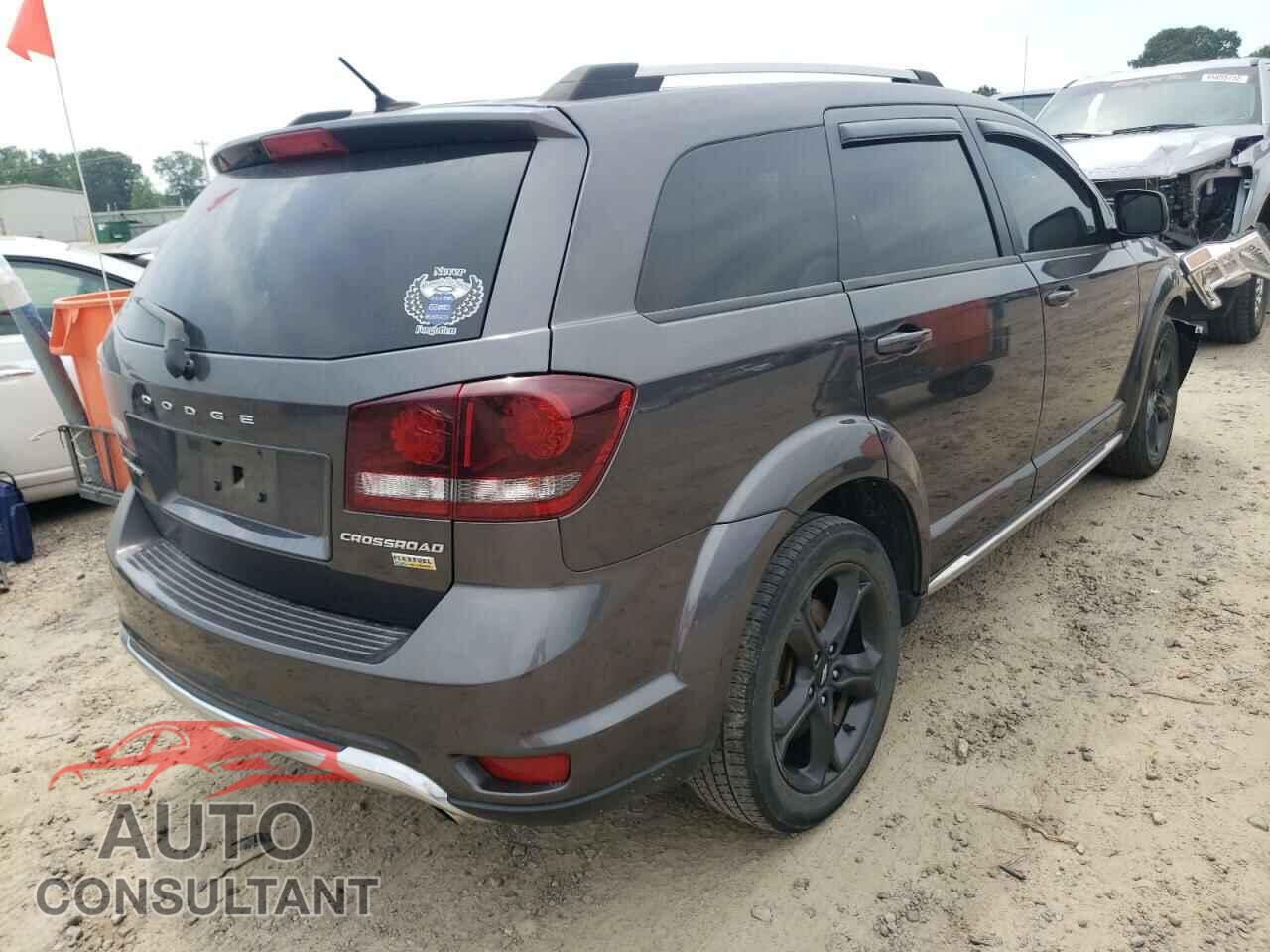 DODGE JOURNEY 2018 - 3C4PDCGG2JT370474