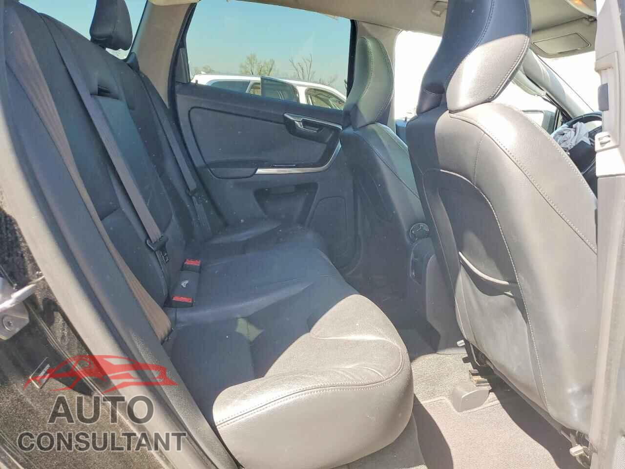 VOLVO XC60 2015 - YV4902RD6F2612707