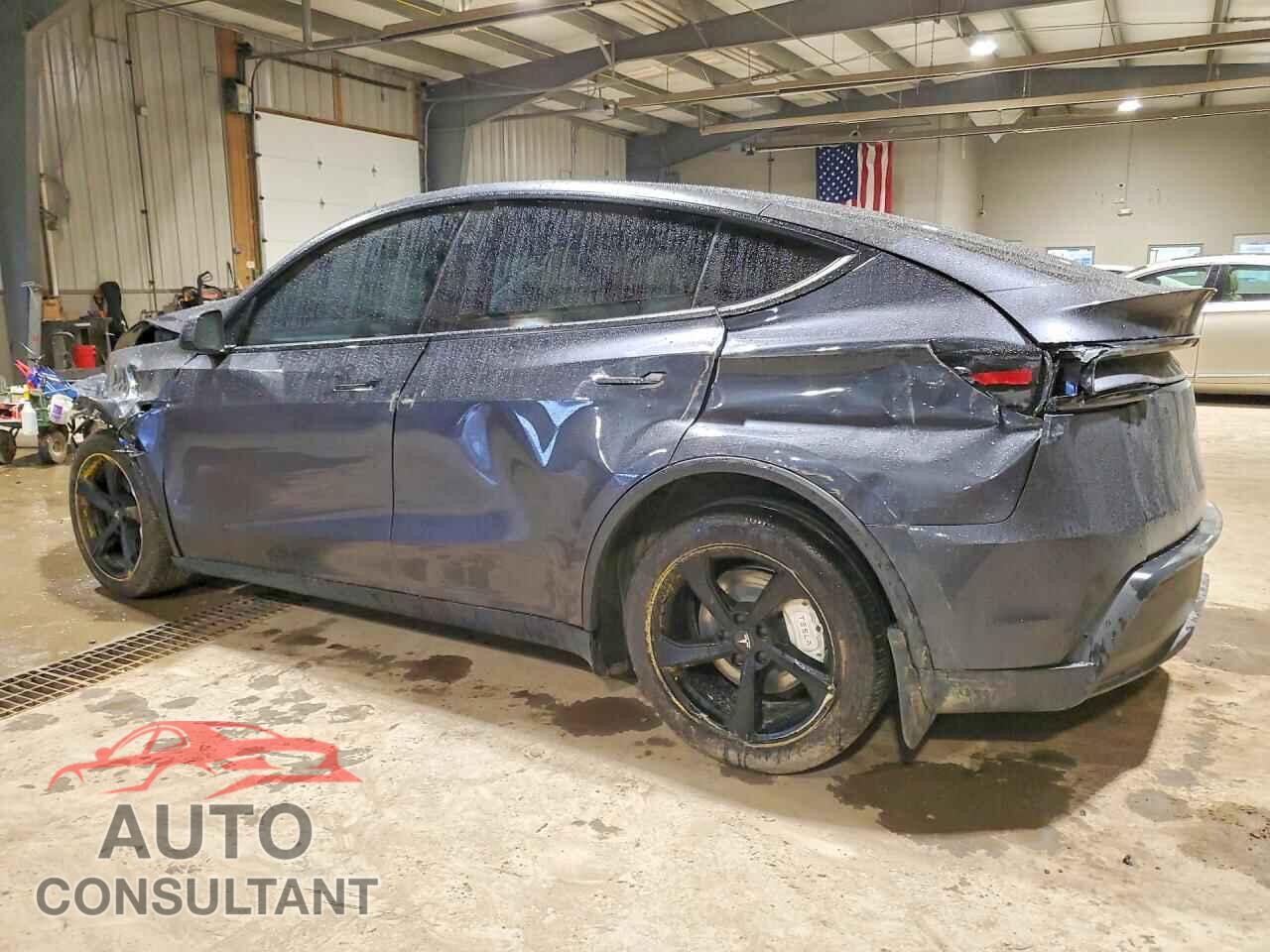 TESLA MODEL Y 2026 - 7SAYGDEE4TA443400