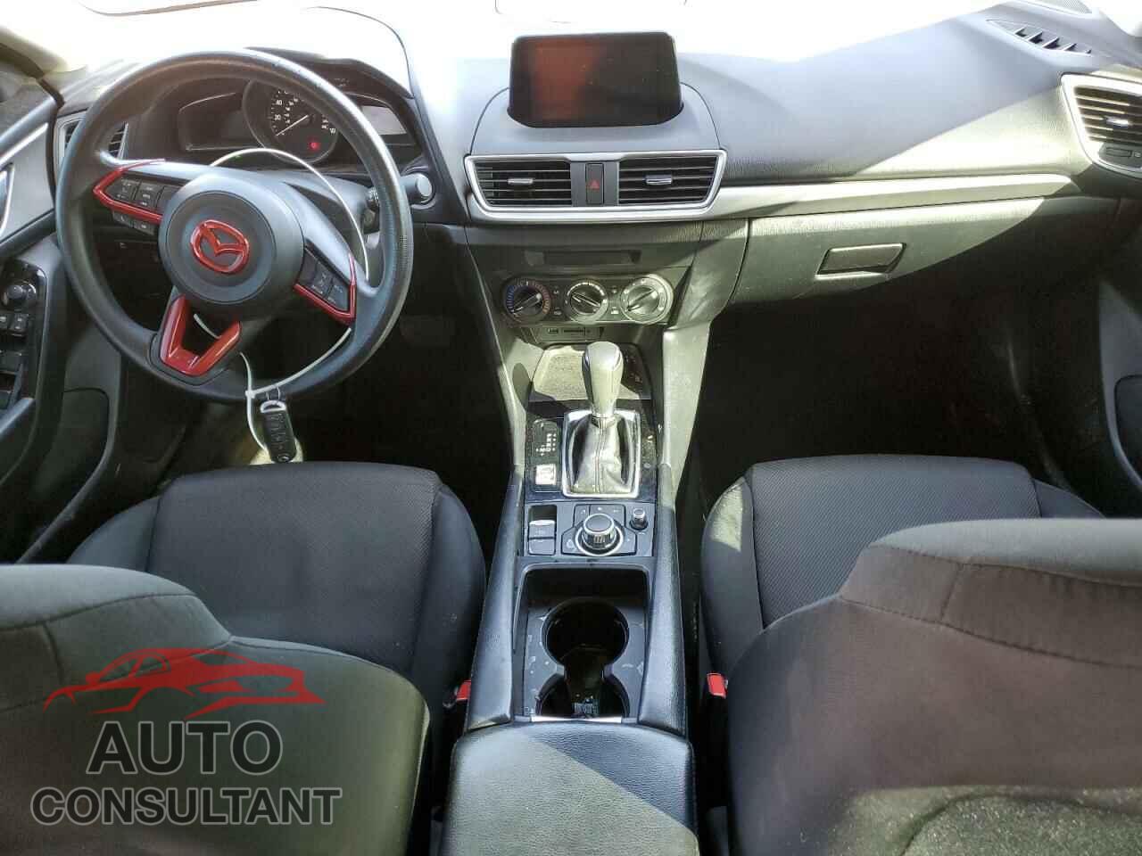 MAZDA 3 2018 - 3MZBN1U72JM269281