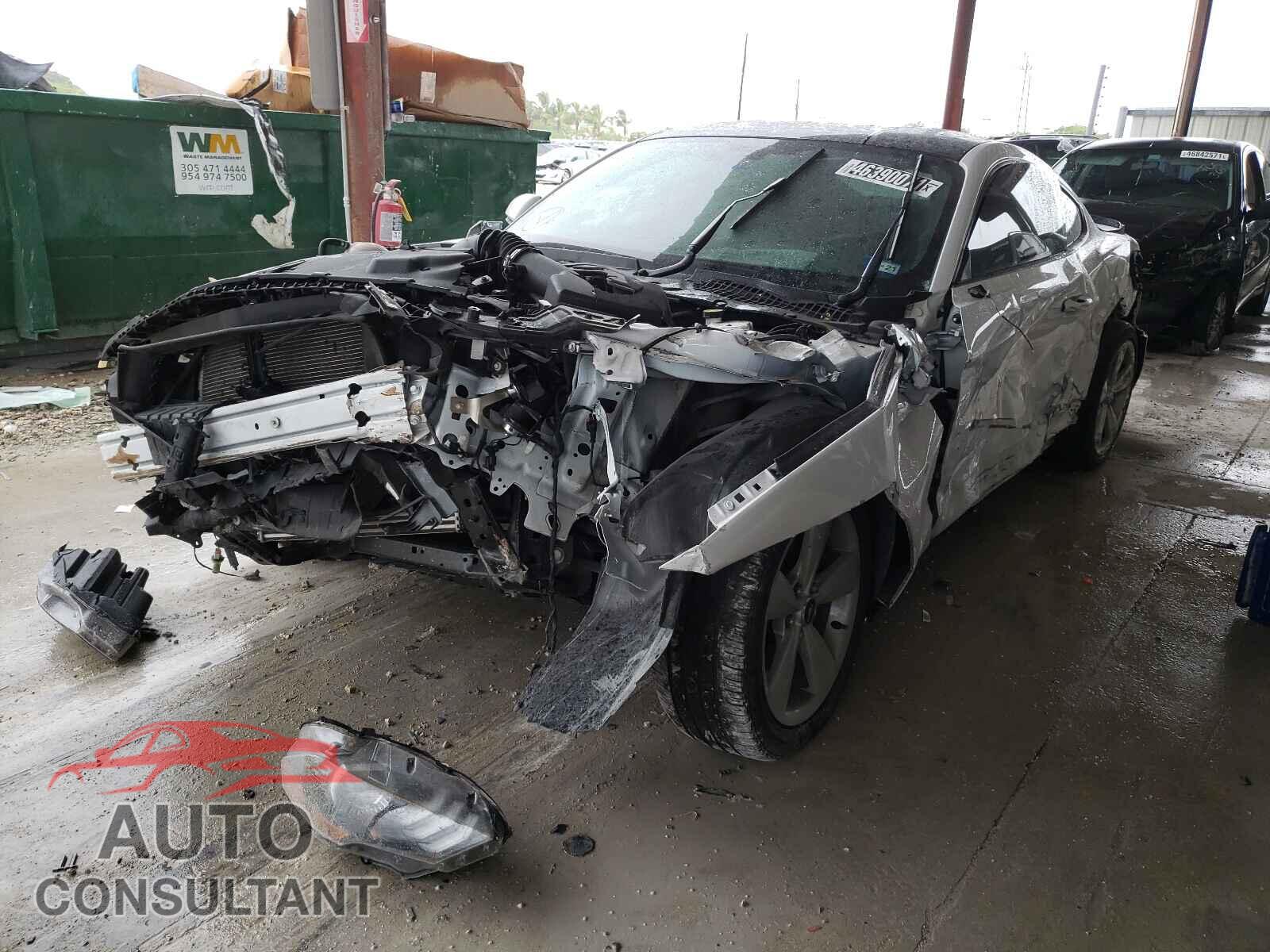 FORD MUSTANG 2020 - 1FA6P8TH2L5124175
