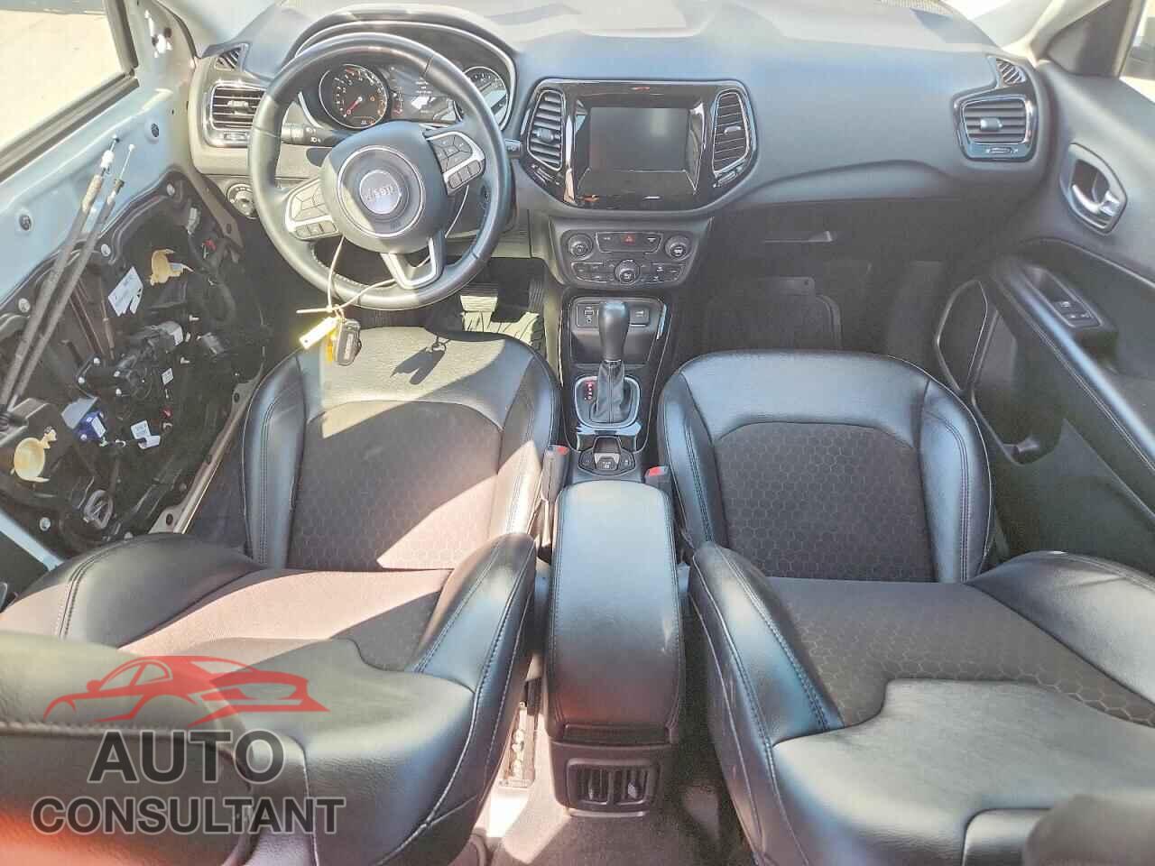 JEEP COMPASS 2020 - 3C4NJCBB8LT257899