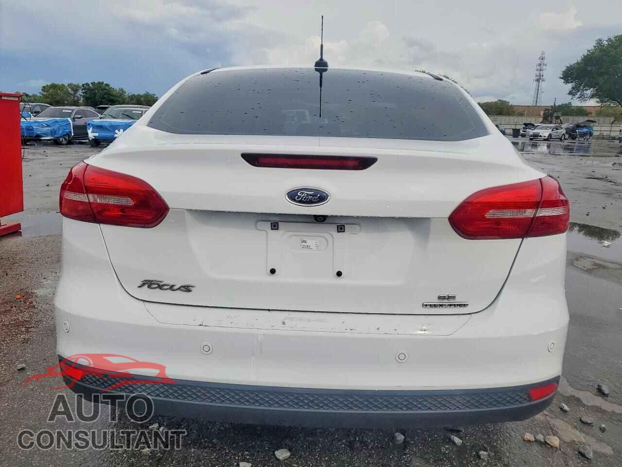 FORD FOCUS 2016 - 1FADP3F26GL274051