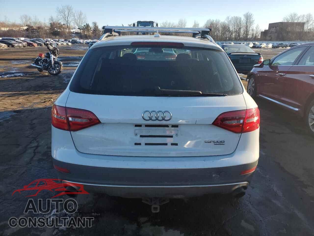 AUDI A4 2013 - WA1UFAFL2DA107570