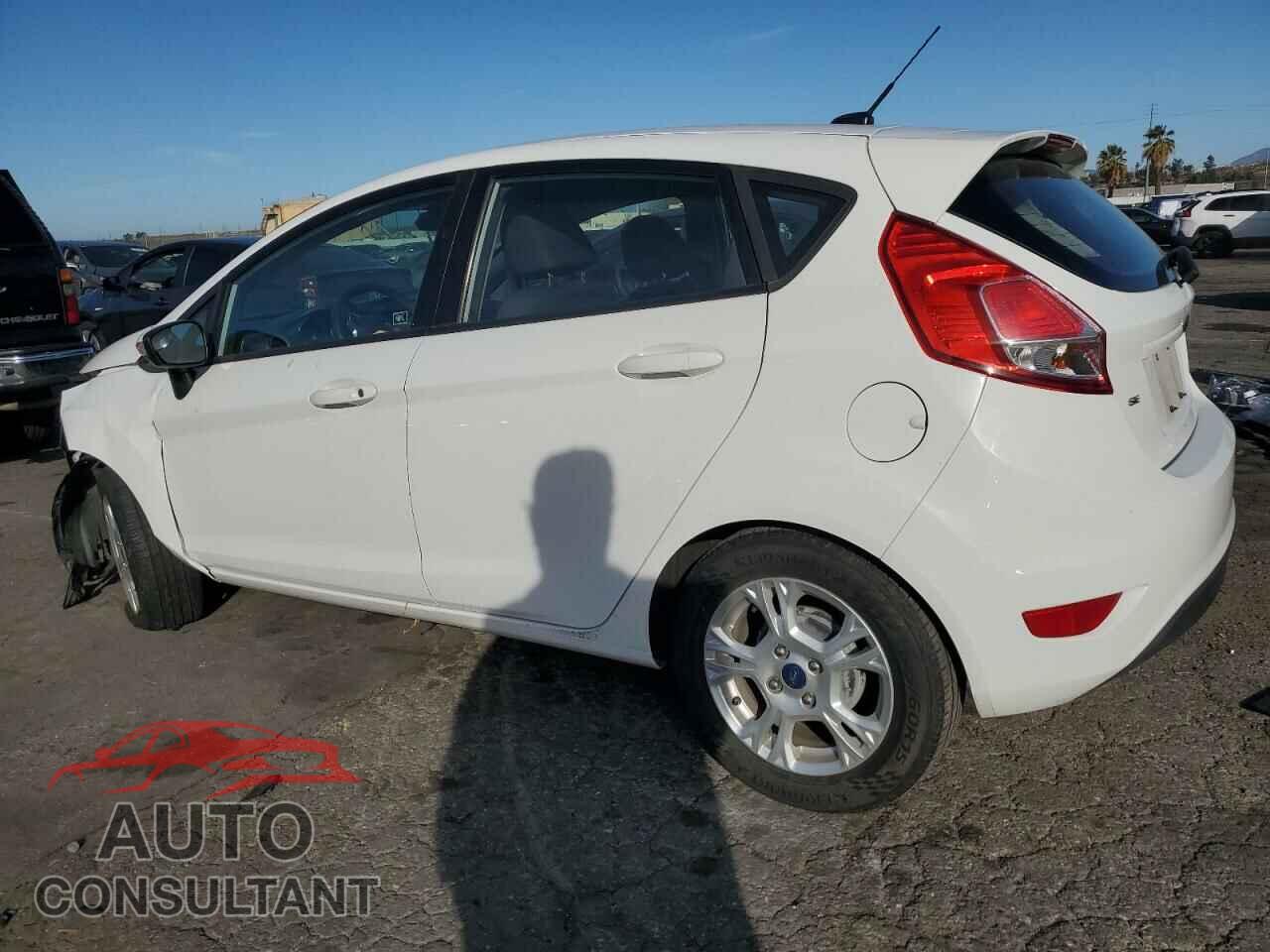 FORD FIESTA 2015 - 3FADP4EJ2FM107973