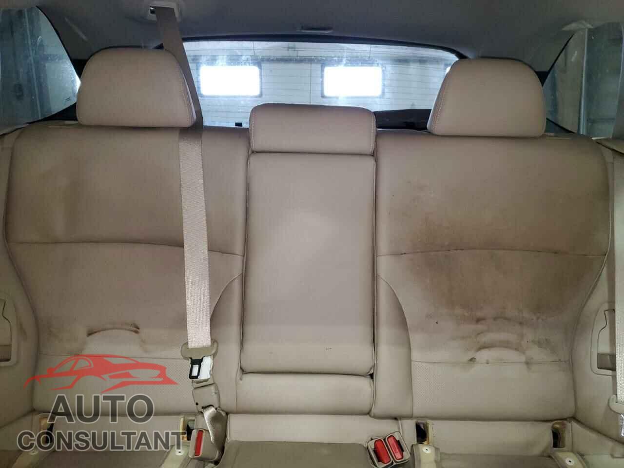 SUBARU OUTBACK 2017 - 4S4BSANC1H3242572