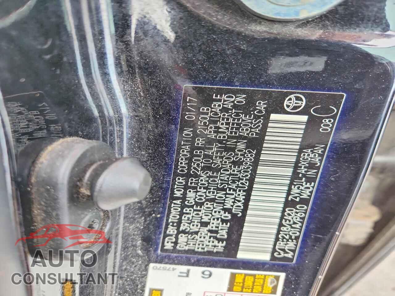TOYOTA PRIUS 2017 - JTDKARFU2H3039882