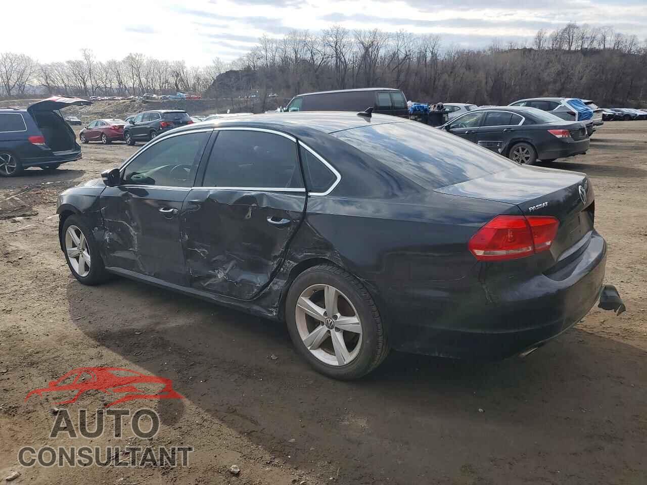 VOLKSWAGEN PASSAT 2013 - 1VWBP7A31DC016165