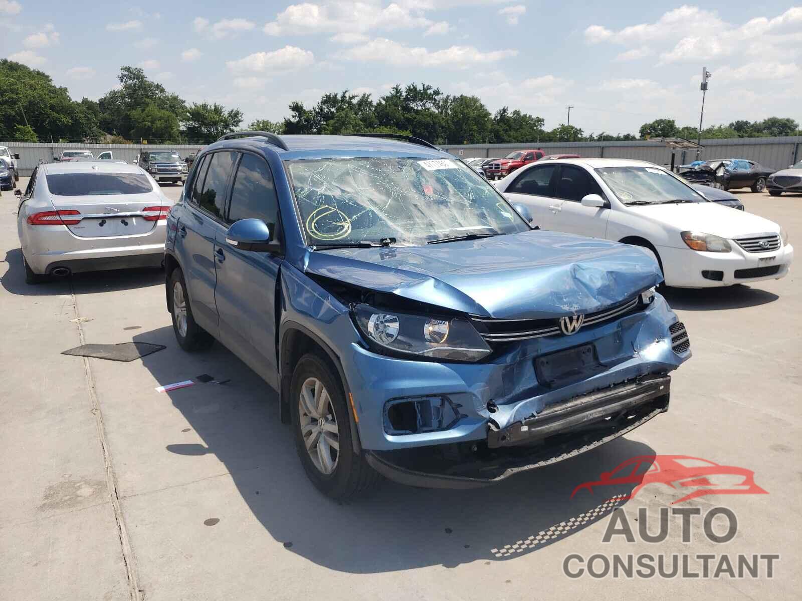 VOLKSWAGEN TIGUAN 2017 - WVGAV7AX9HW510670