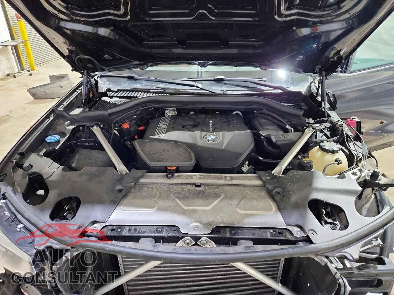 BMW X3 2019 - 5UXTR9C59KLP85164
