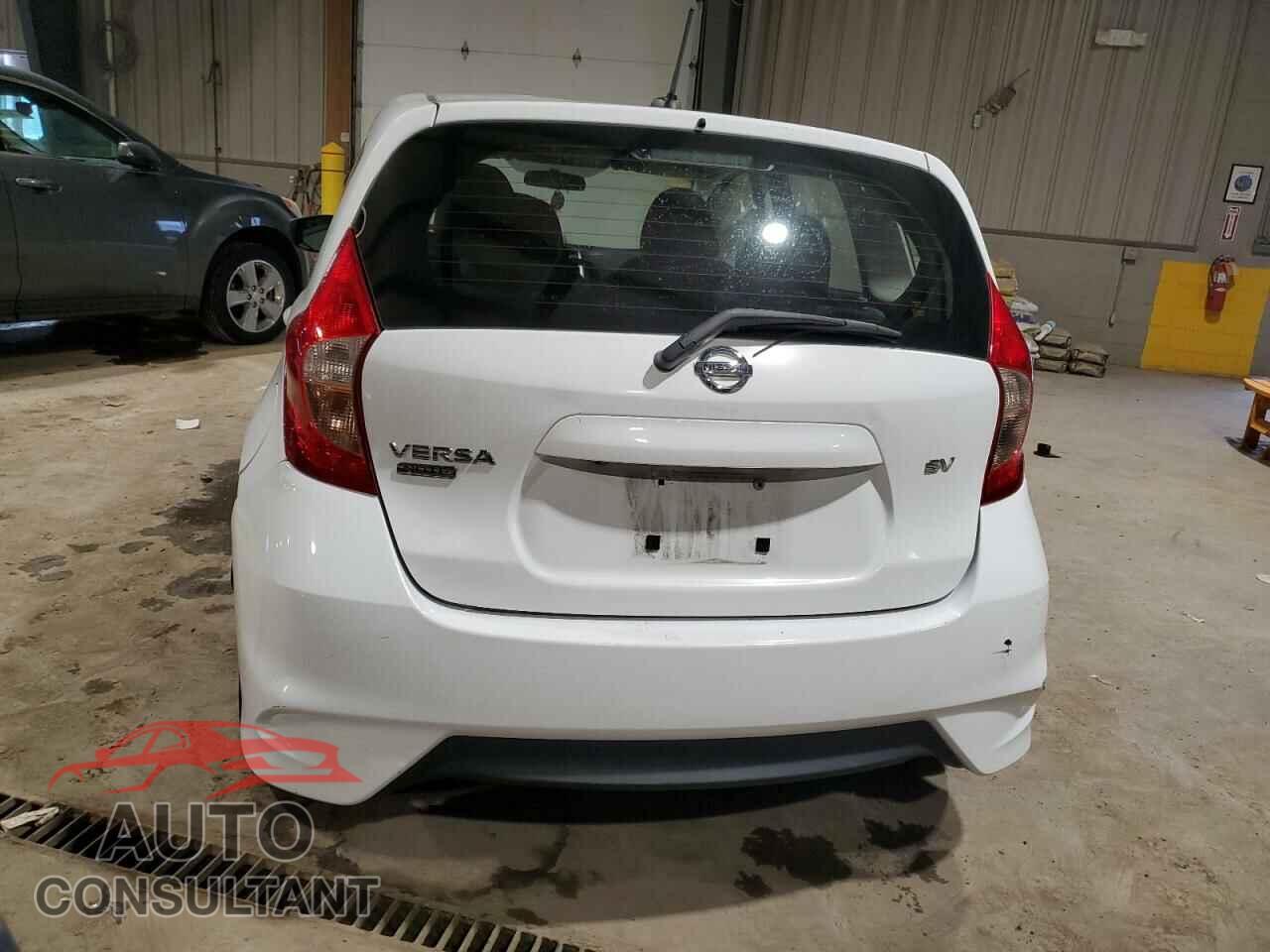 NISSAN VERSA 2017 - 3N1CE2CP8HL382265