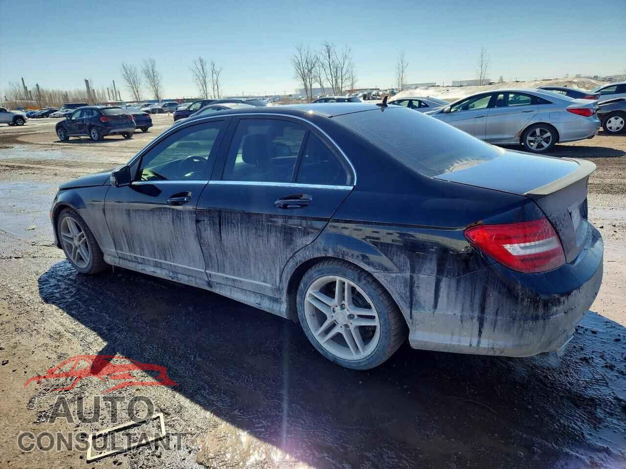 MERCEDES-BENZ C-CLASS 2012 - WDDGF8BB8CF921528