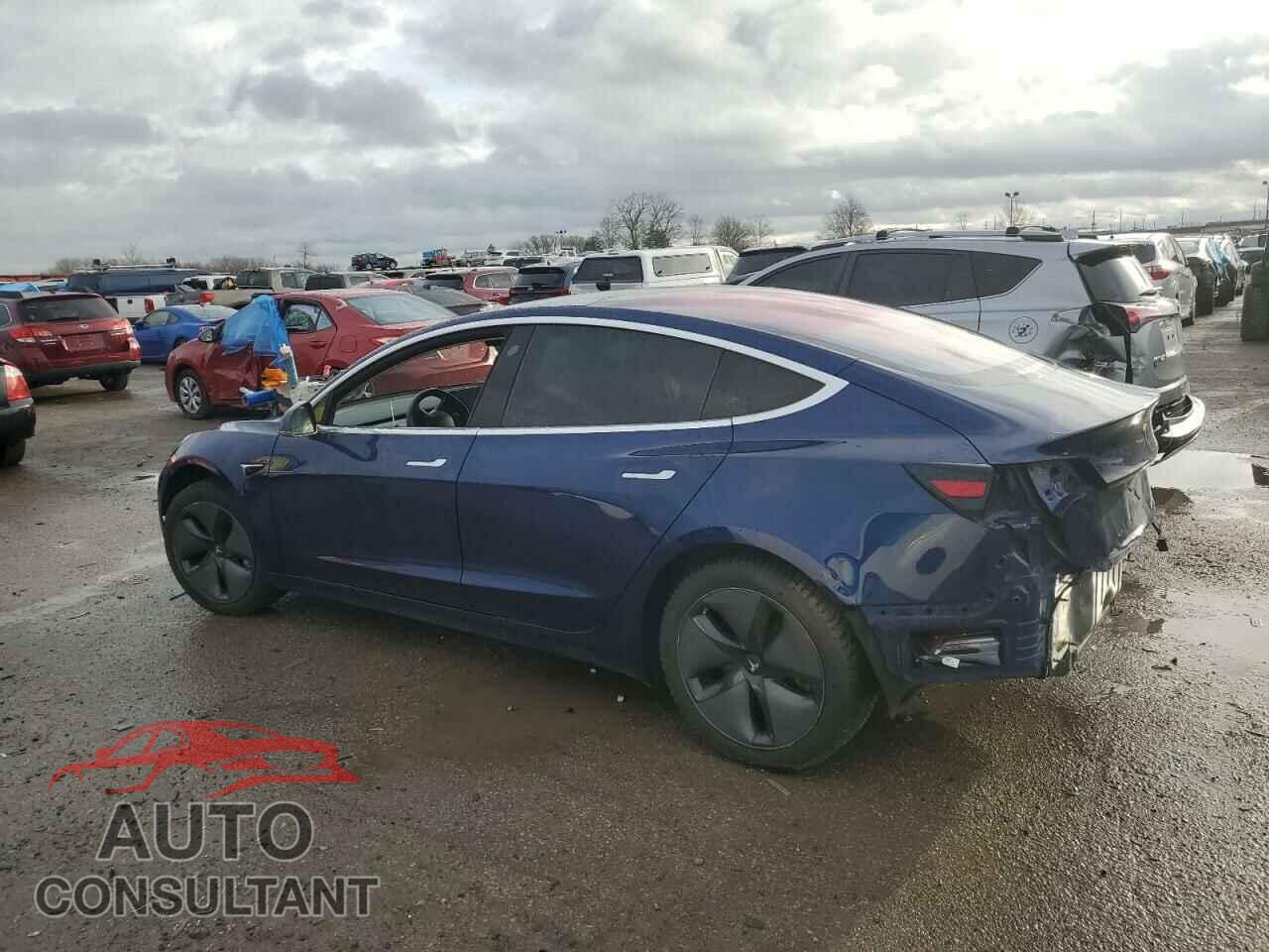 TESLA MODEL 3 2018 - 5YJ3E1EA6JF005552