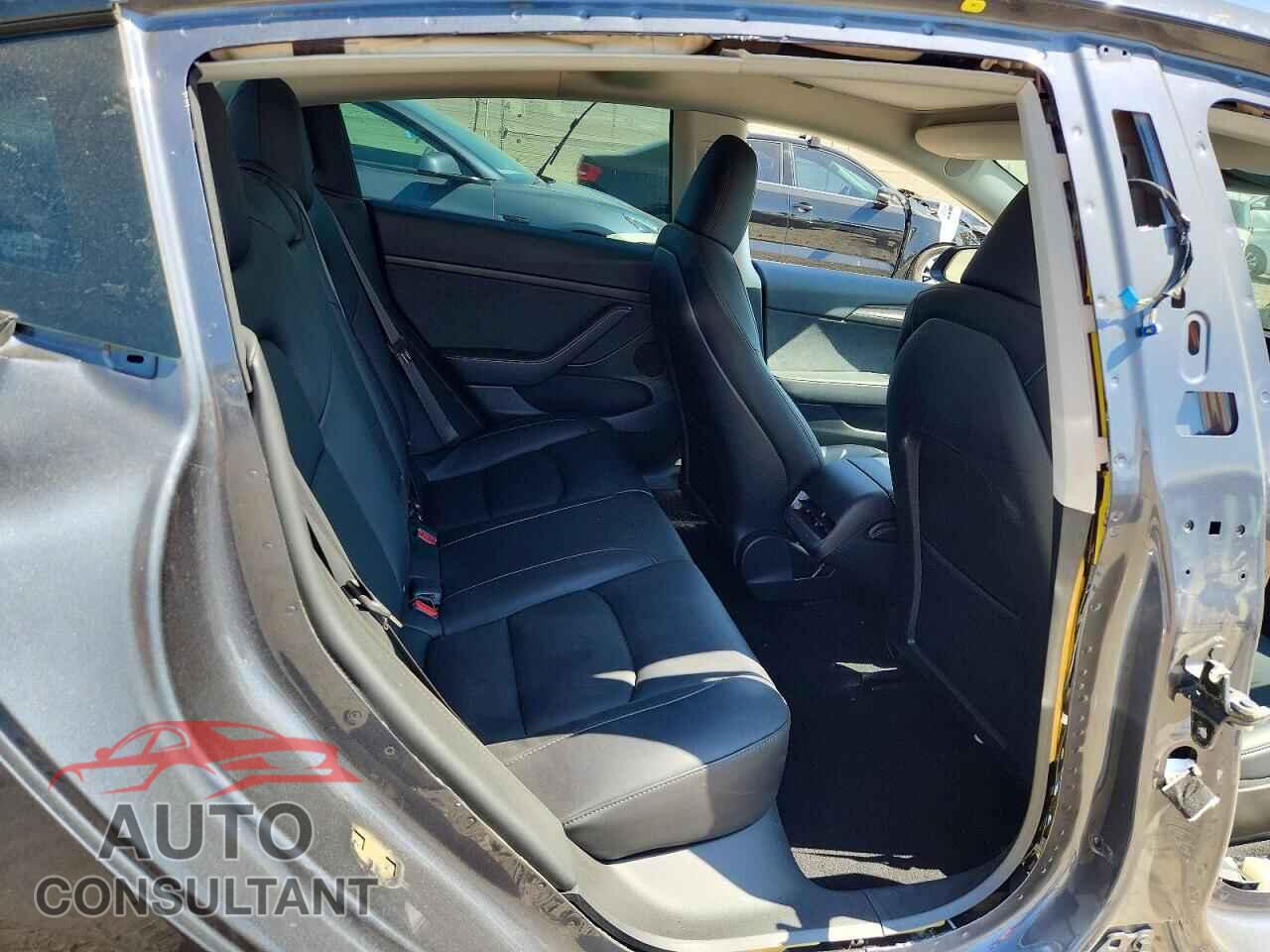 TESLA MODEL 3 2023 - 5YJ3E1EA1PF624696
