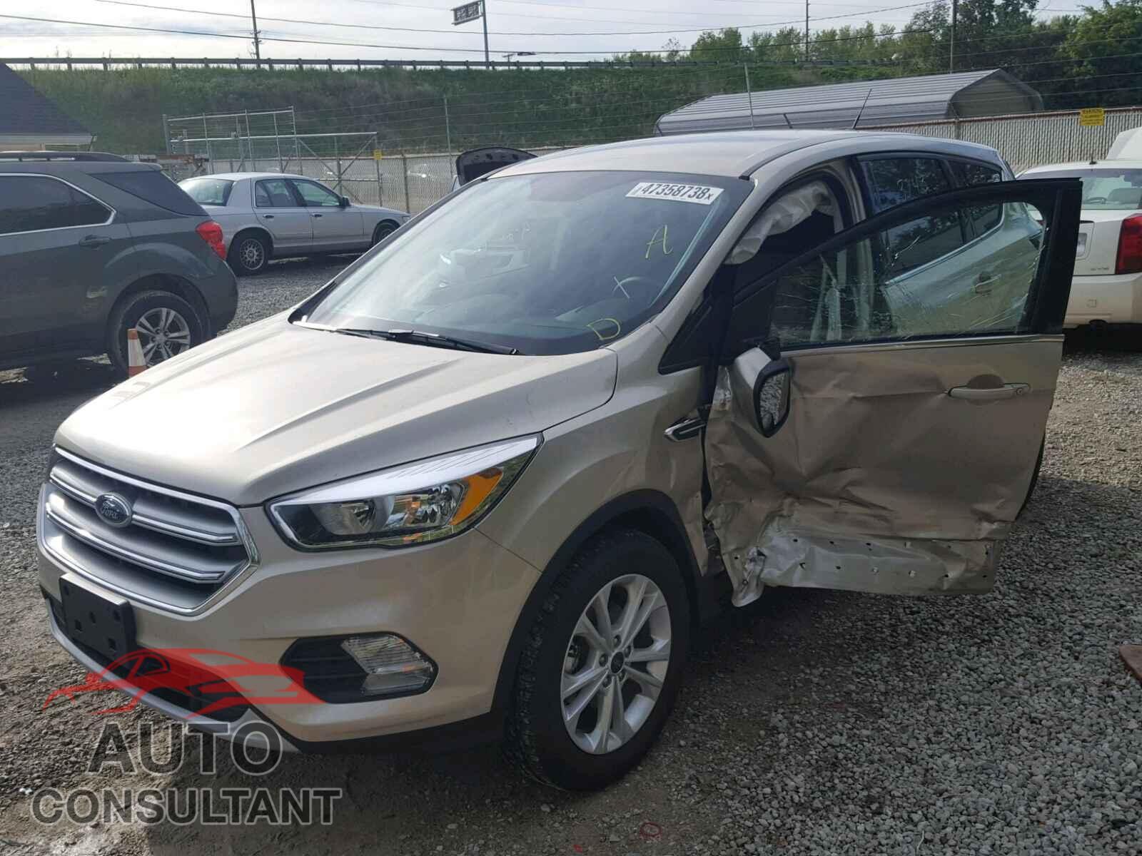 FORD ESCAPE SE 2017 - 1FMCU0GD2HUE67544