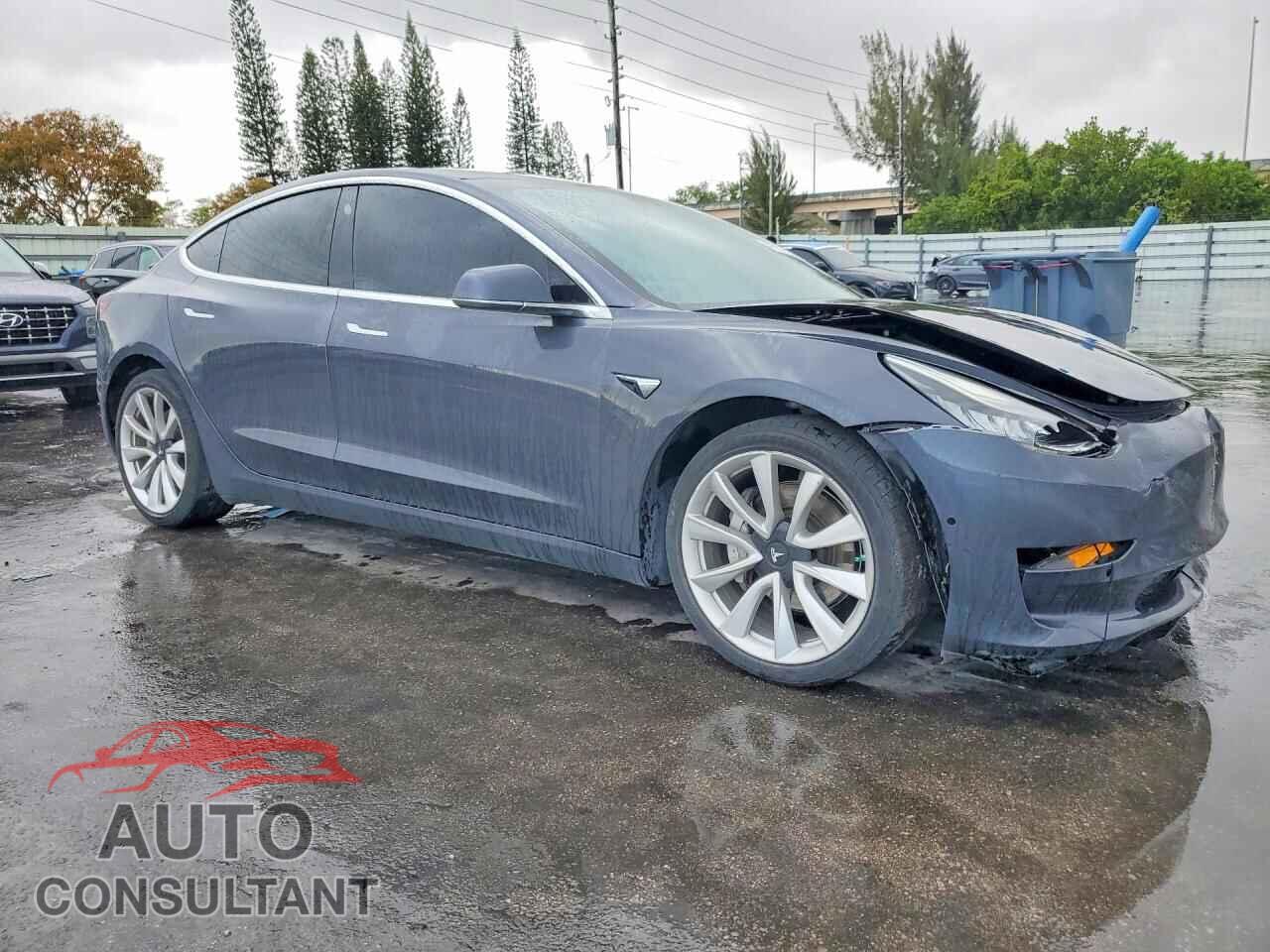 TESLA MODEL 3 2018 - 5YJ3E1EA5JF047467