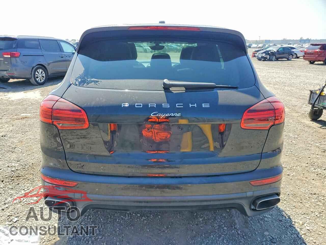 PORSCHE CAYENNE 2015 - WP1AF2A2XFLA41935