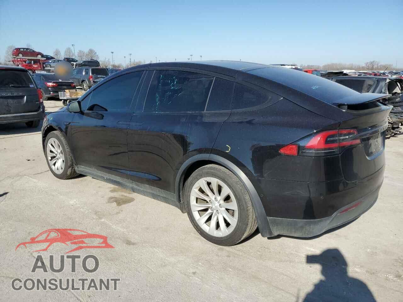 TESLA MODEL X 2016 - 5YJXCBE20GF011801