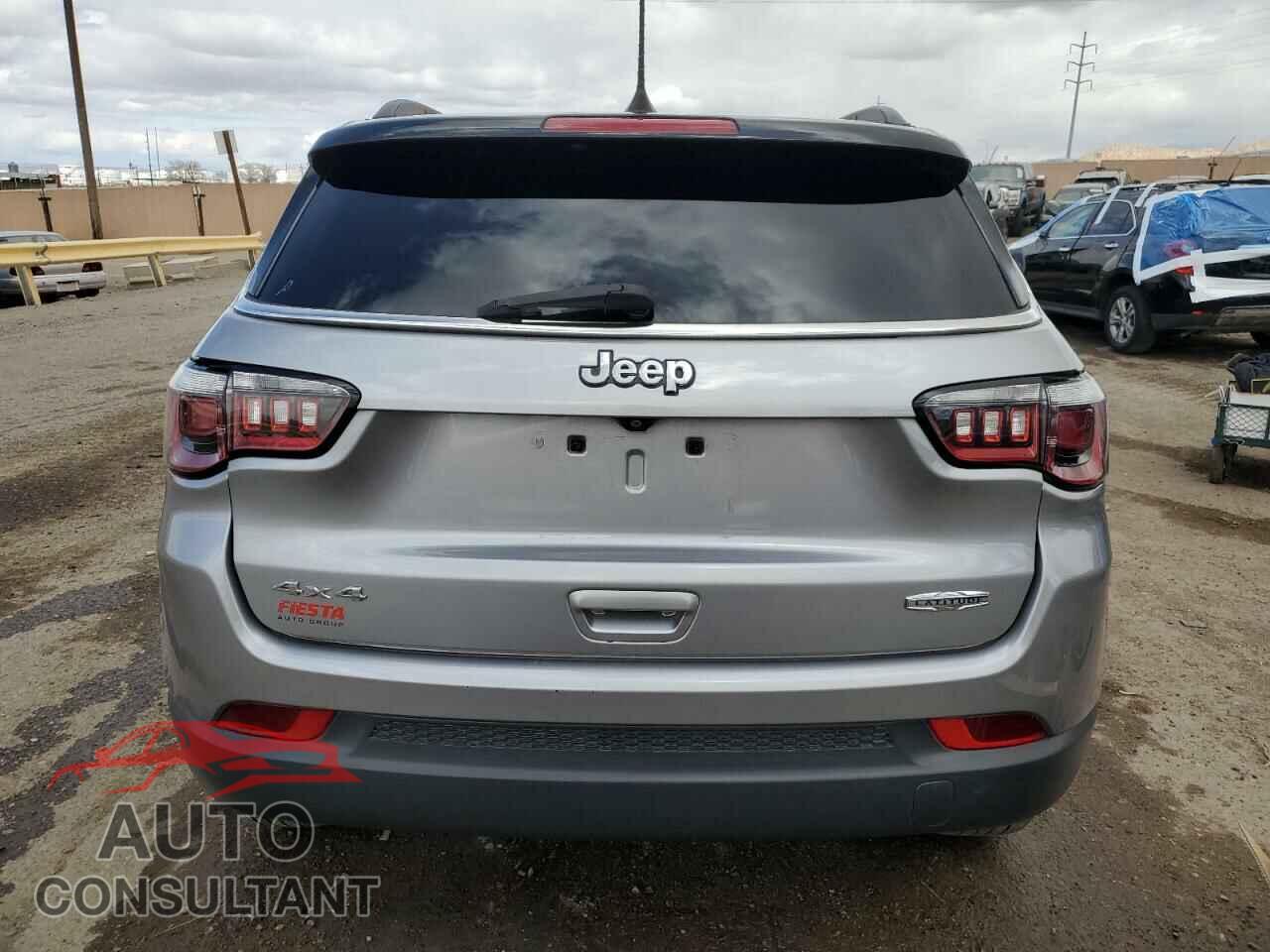JEEP COMPASS 2018 - 3C4NJDBB7JT142830