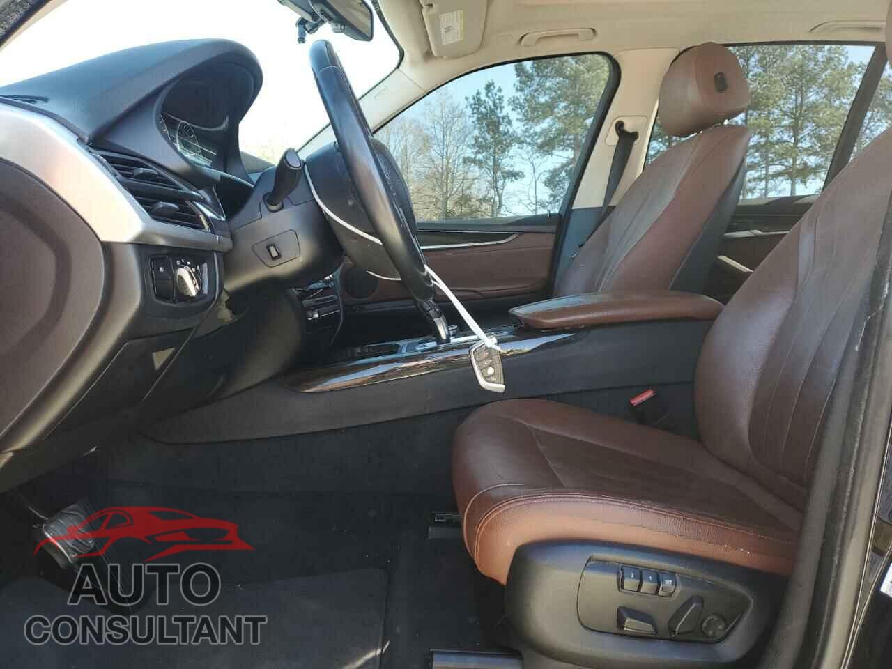 BMW X5 2015 - 5UXKR2C52F0H38510