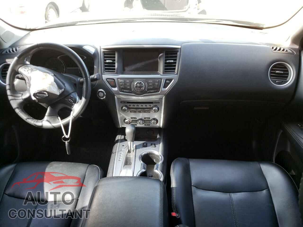 NISSAN PATHFINDER 2017 - 5N1DR2MN2HC683205