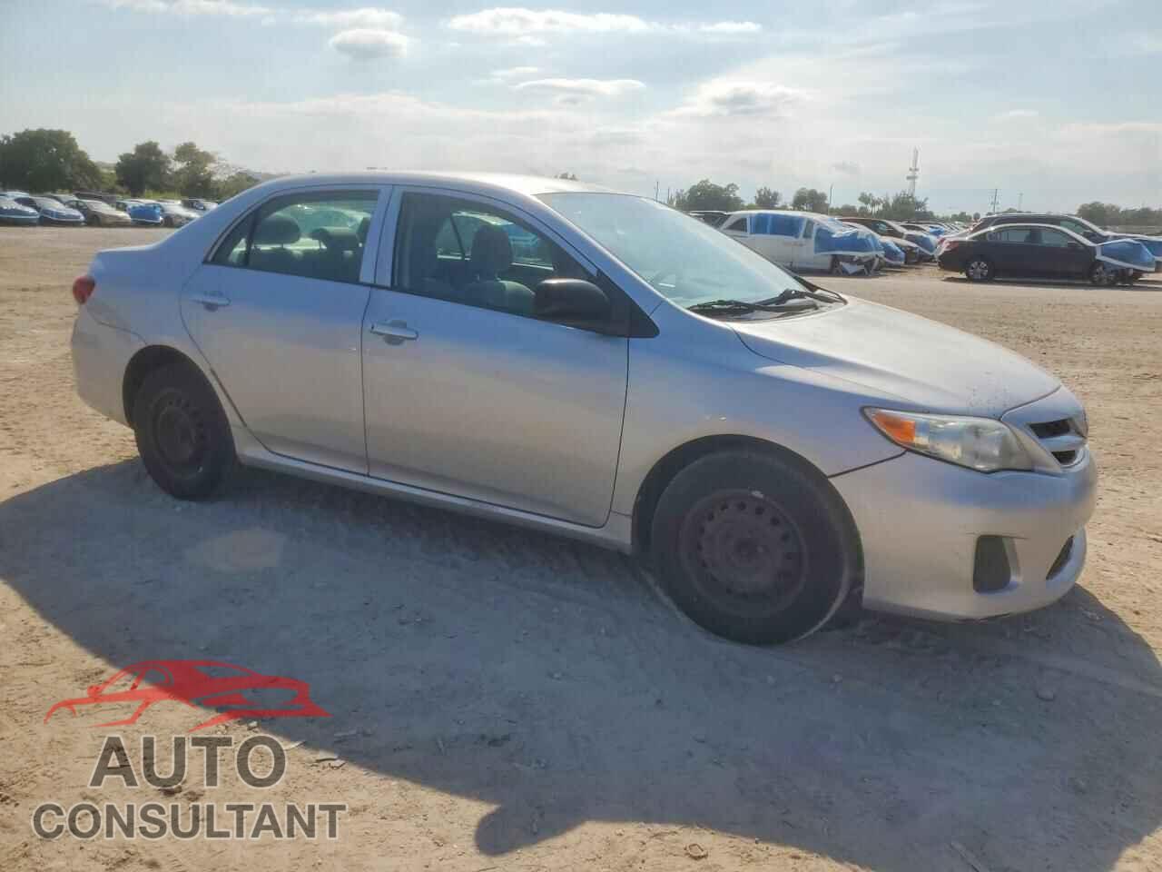 TOYOTA COROLLA 2011 - 2T1BU4EE3BC674757
