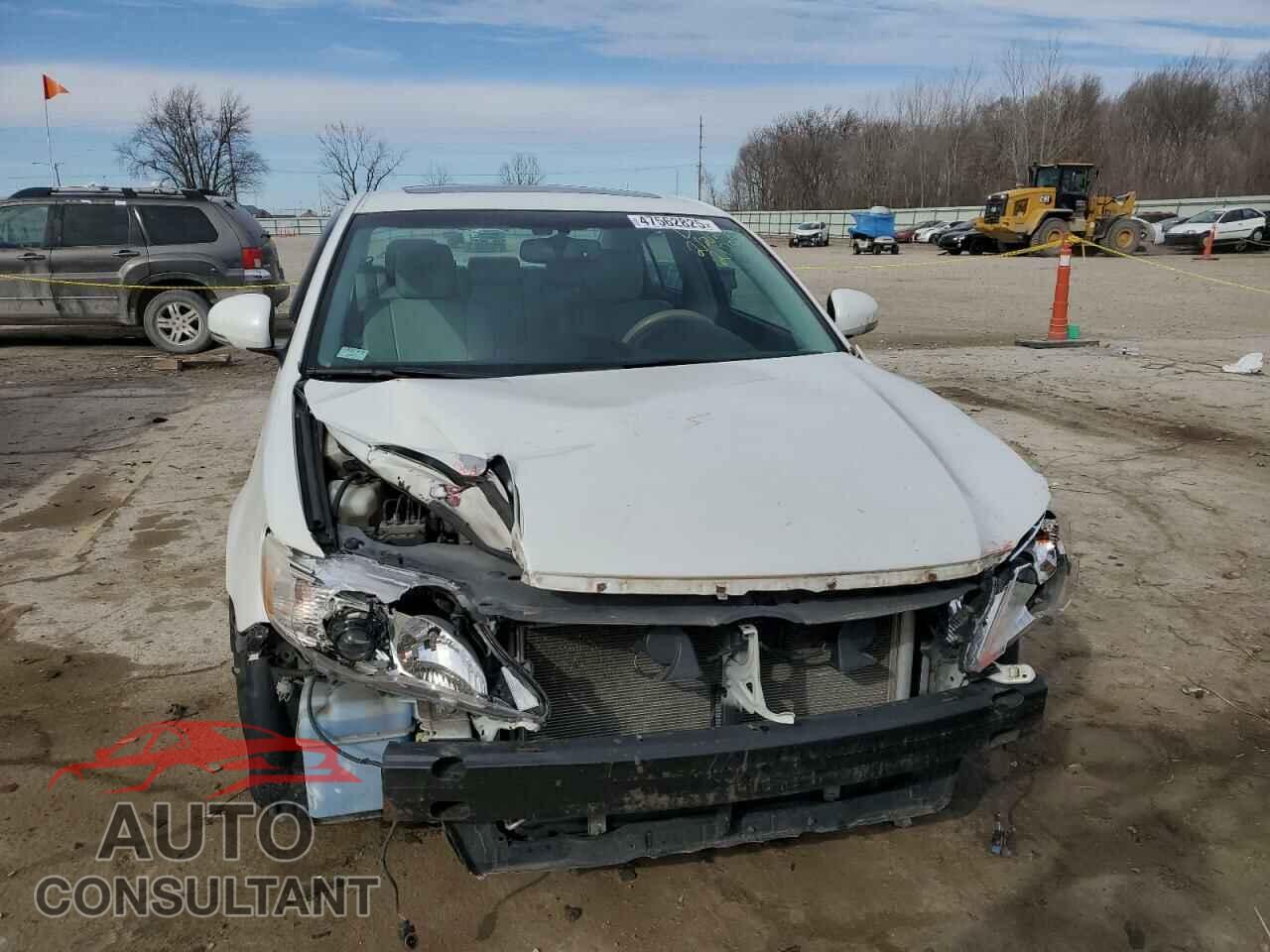 TOYOTA AVALON 2011 - 4T1BK3DB2BU421709