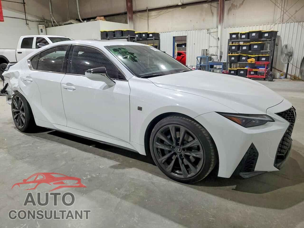 LEXUS IS 2025 - JTHBZ1B2XS5093875