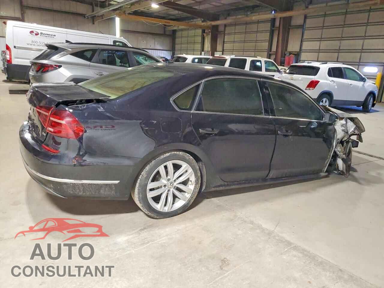 VOLKSWAGEN PASSAT 2018 - 1VWBA7A3XJC007798