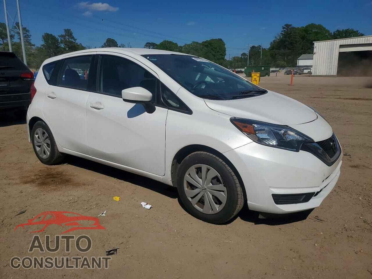 NISSAN VERSA 2017 - 3N1CE2CP4HL353183