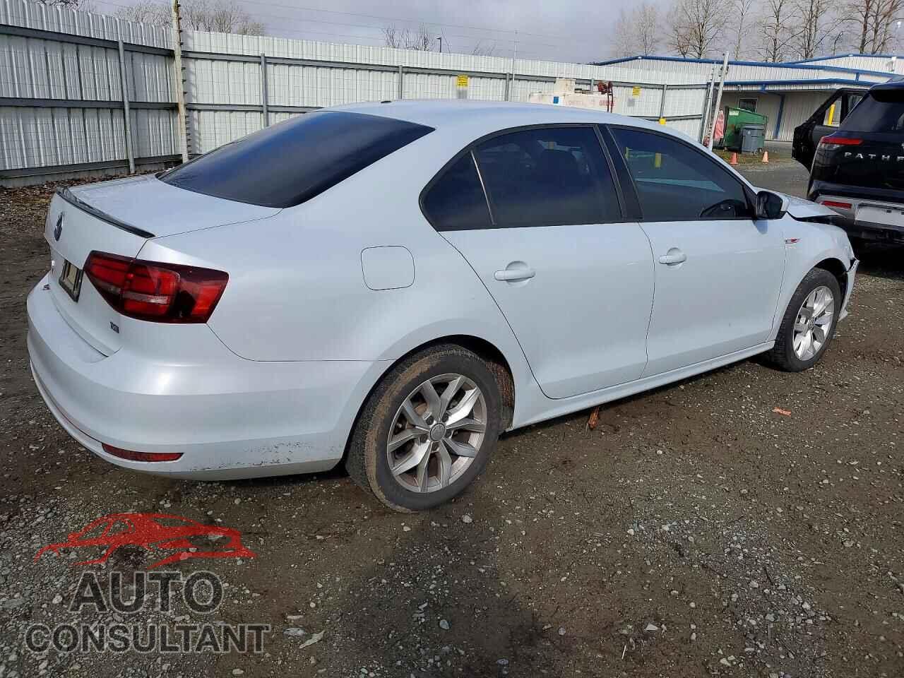 VOLKSWAGEN JETTA 2018 - 3VW2B7AJ7JM257056