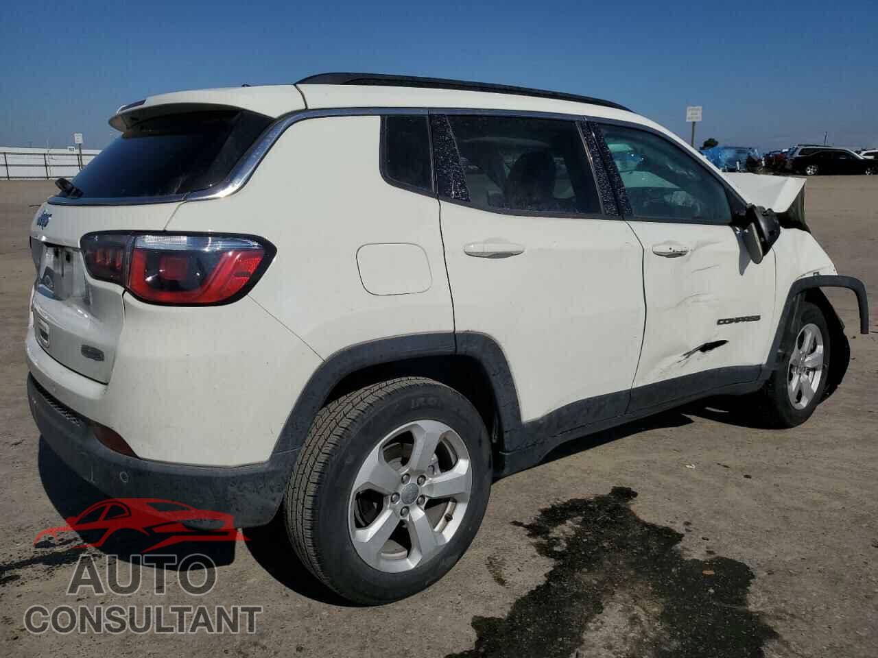 JEEP COMPASS 2018 - 3C4NJDBB2JT333149